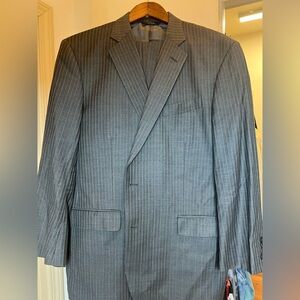 Brooks Brothers 1818 Madison Saxxon Charcoal Pinstripe Suit